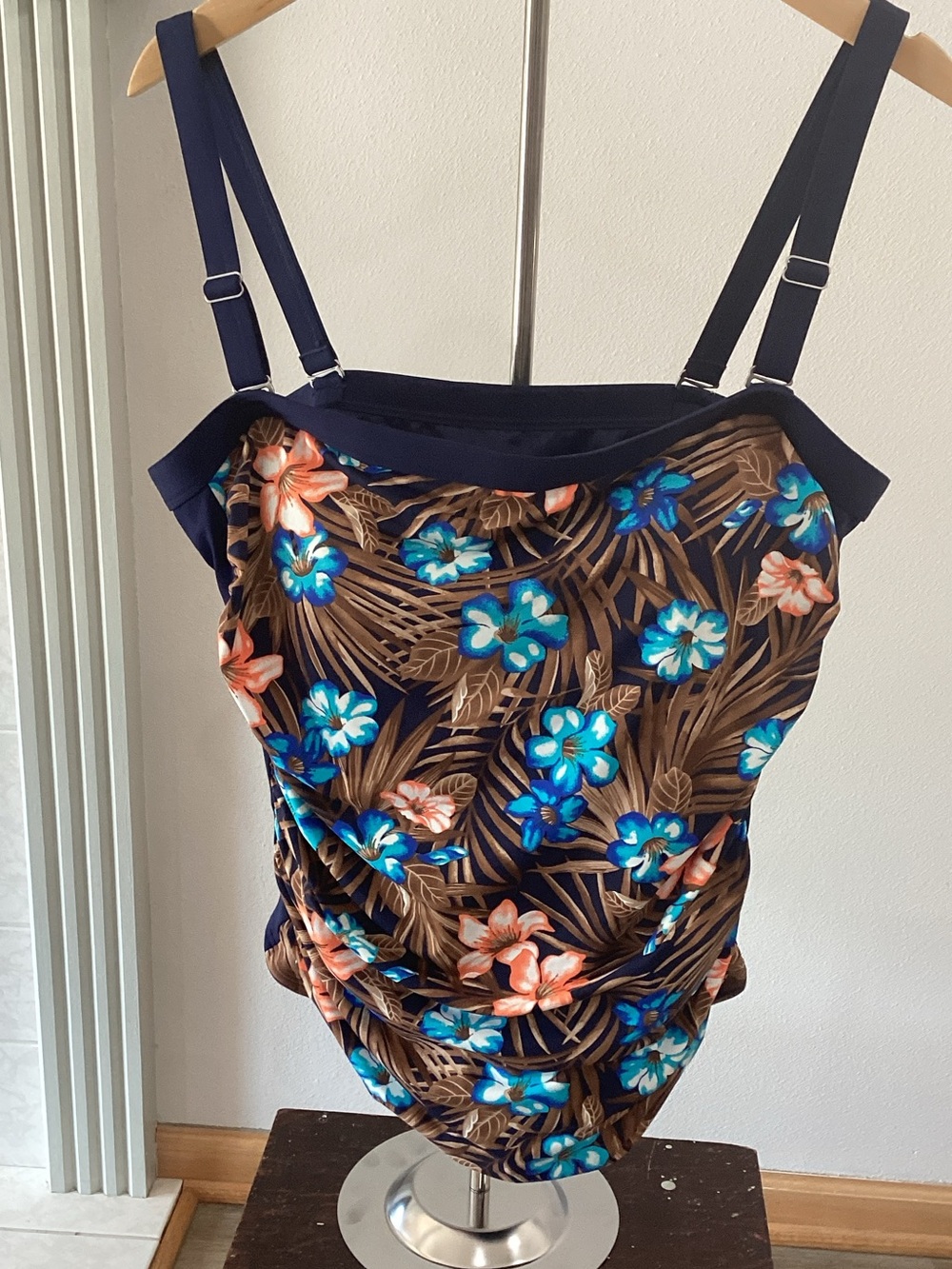 Lands' End Plus Size 18W Tropical Floral Tankini Swim Top NWOT Navy Blue📝